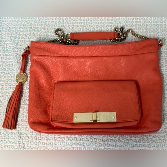 🖤 Vince Camuto Rehabber Bag Coral-Orange Pebbled Leather Turn-Lock Shoulder Bag - Picture 1 of 16